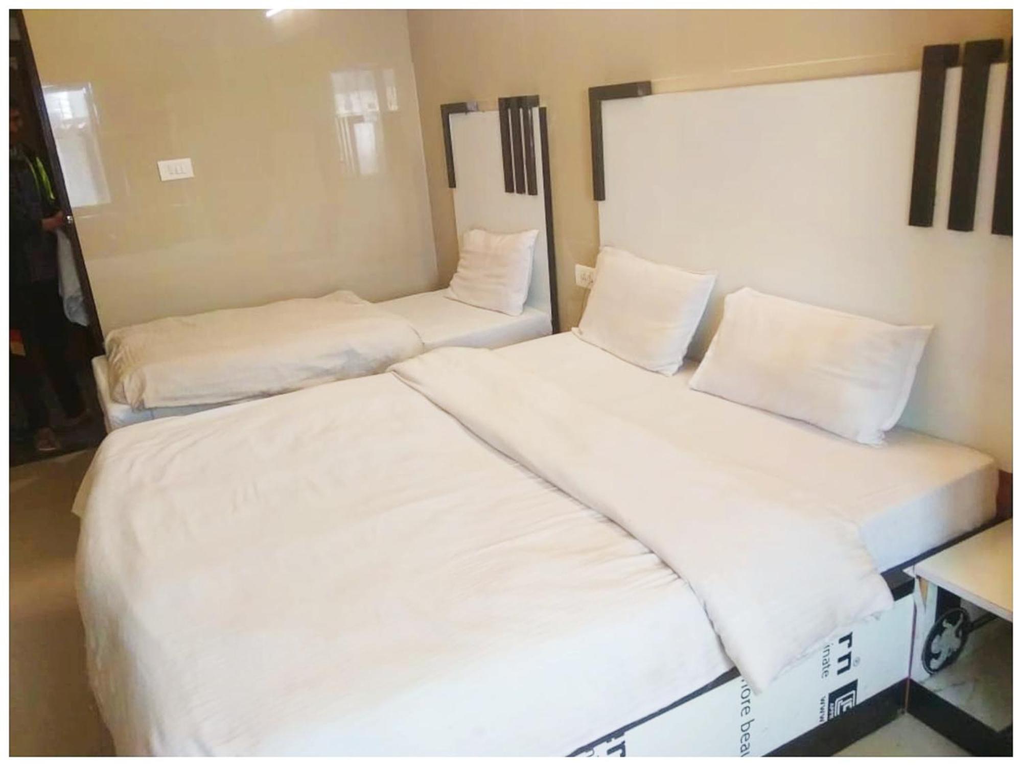 A Premium Hotel Sheeva Inn Near Temple - Fully Air Conditioning - Best Hotel Kankhal Εξωτερικό φωτογραφία