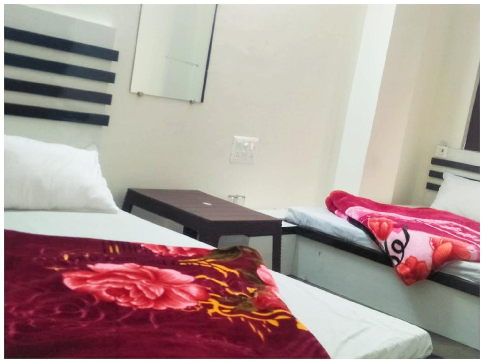 A Premium Hotel Sheeva Inn Near Temple - Fully Air Conditioning - Best Hotel Kankhal Εξωτερικό φωτογραφία